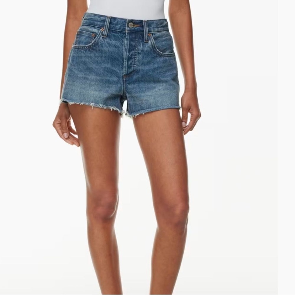 Denim Forum 90s Vintage Cut-Off Denim Shorts Size 26